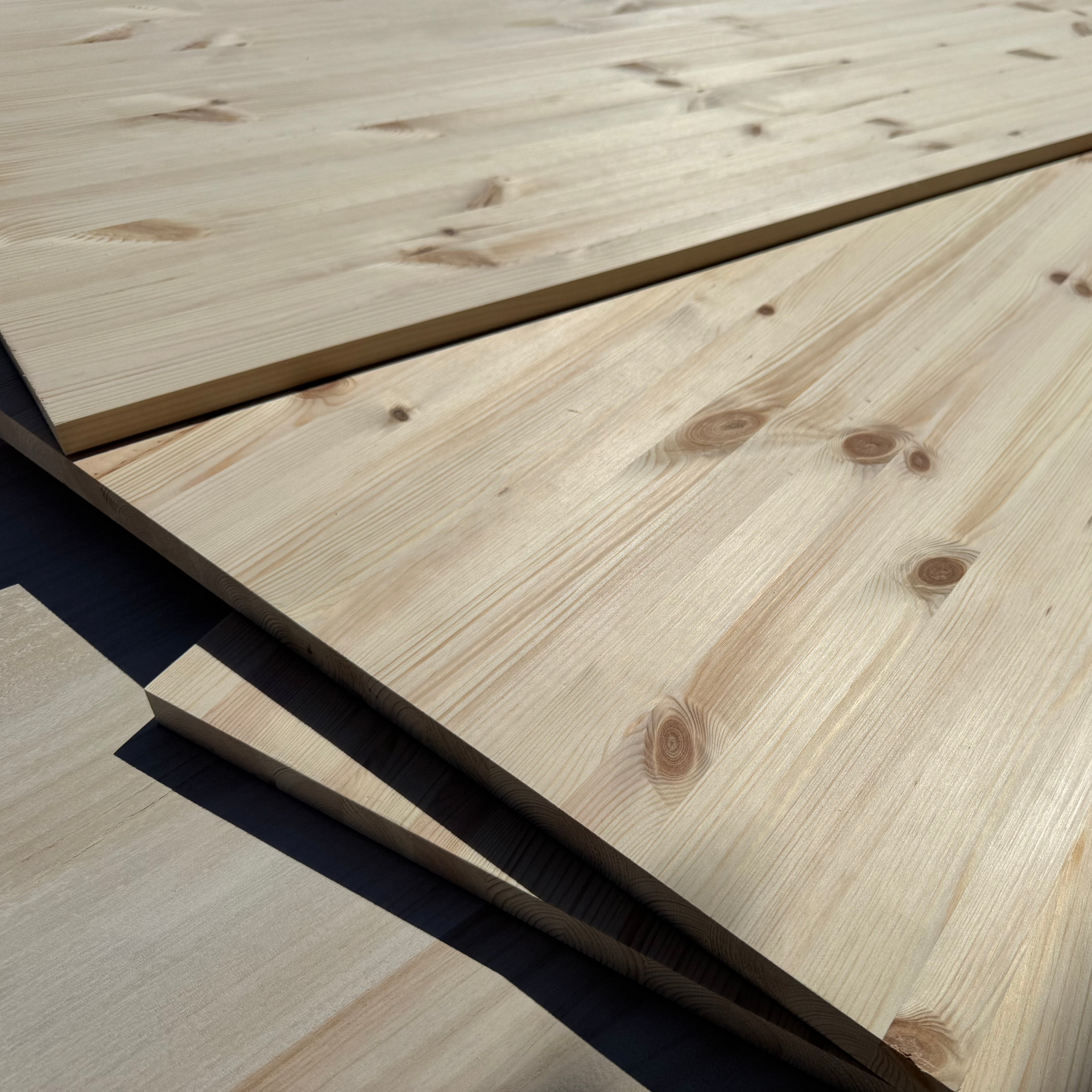 Lapland Pine A Grade Furniture Board Sample