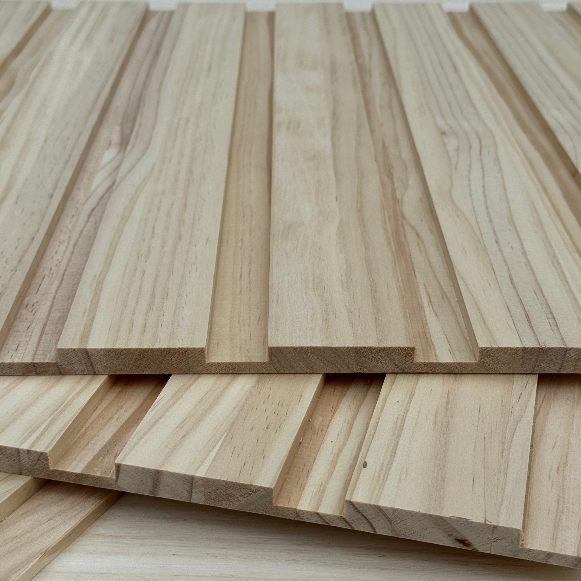 New Zealand Ultra Prime Solid Wood Slatted Wall And Ceiling Panels