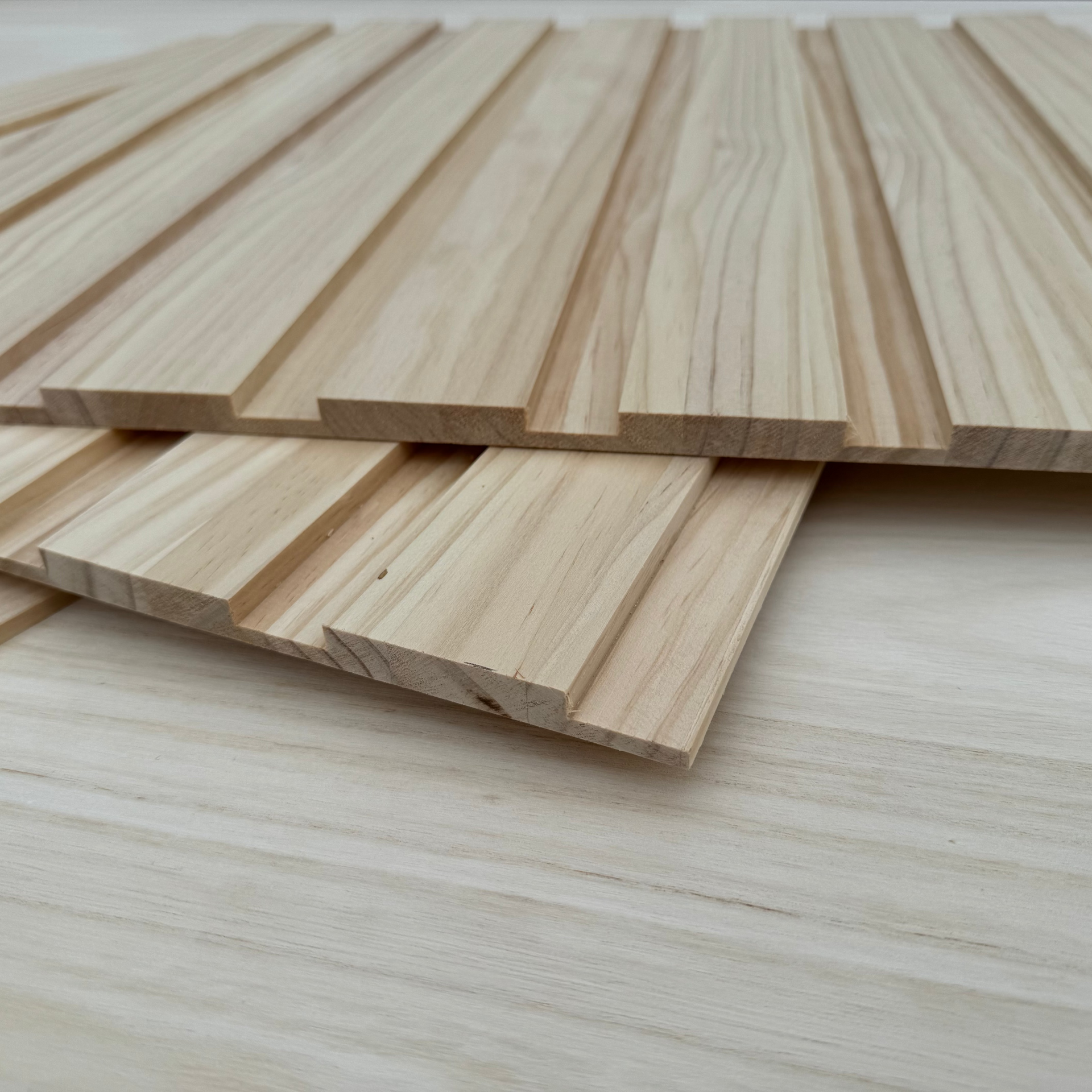 New Zealand Ultra Prime Solid Wood Slatted Wall And Ceiling Panels